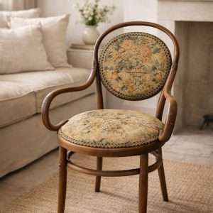 Sillón Thonet tapizado