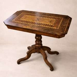 Mesa auxiliar de marquetería